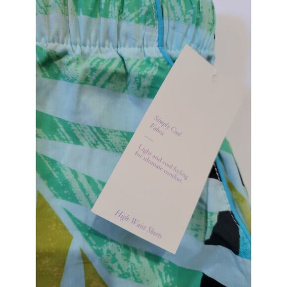 Stars Above Women's blue floral simply cool Loungewear shorts with pockets - xs - Picture 7 of 8